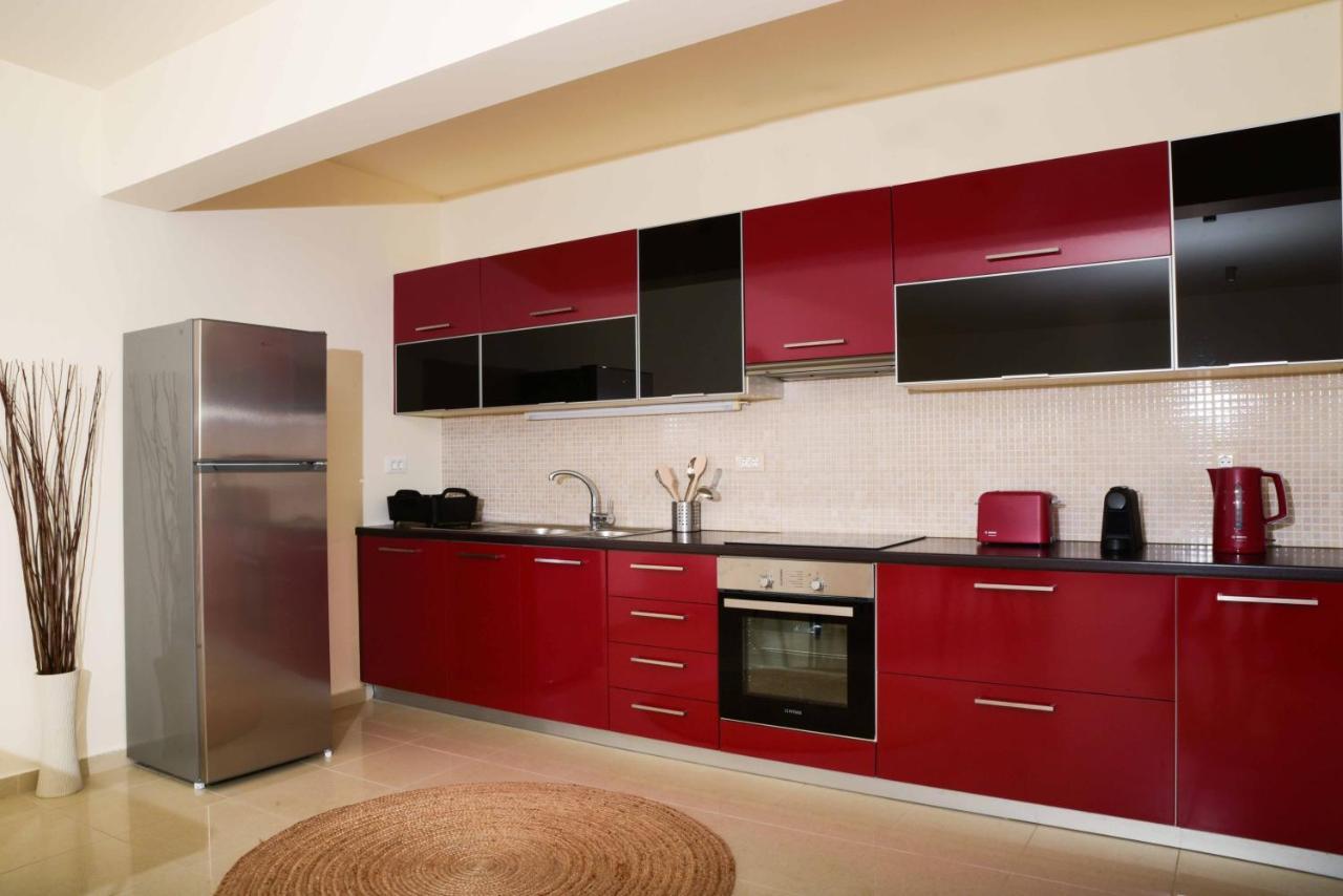 Oikies Luxury Apartments With Private Free Parking Area Agios Nikolaos Esterno foto