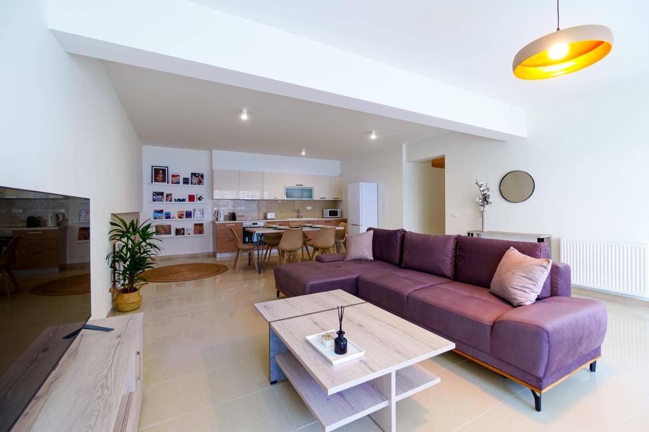 Oikies Luxury Apartments With Private Free Parking Area Agios Nikolaos Esterno foto
